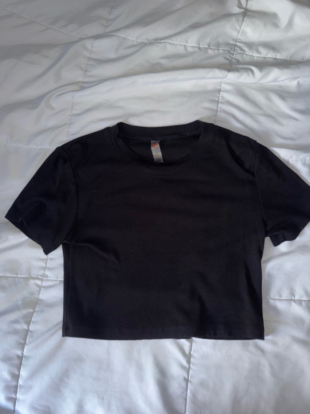 Basic Black Cropped Tee